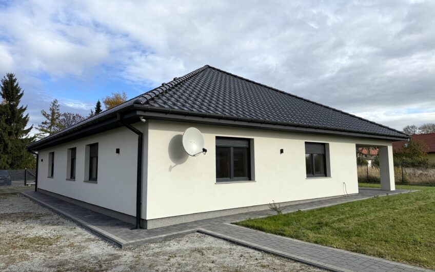 Dom „BEZ BARIER” PARTEROWY – spokój i komfort / KOBIERZYCE